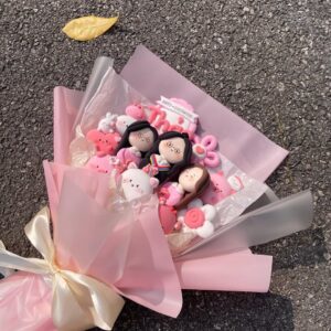 Bó bông tốt nghiệp trắng hồng