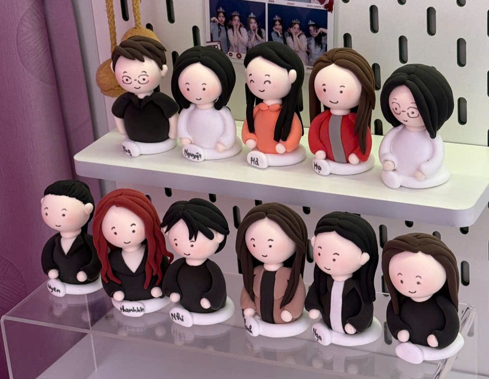 Tượng đất sét đơn